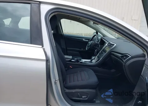 2016 Ford Fusion Se z USA, uszkodzony, nr VIN 3FA6P0HD8GR231869